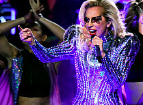 gaga-1.jpg?width=209